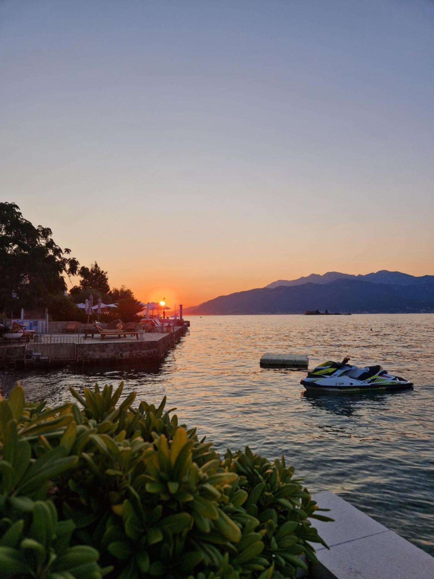 Franovic Apartments Tivat Exterior photo