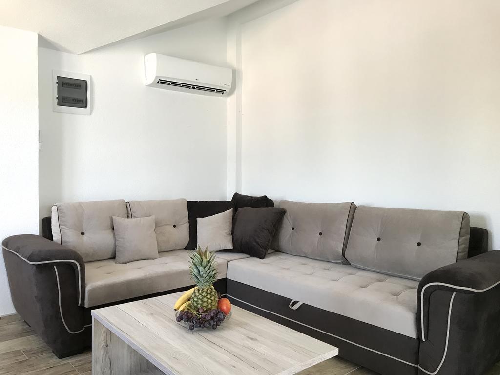 Franovic Apartments Tivat Exterior photo